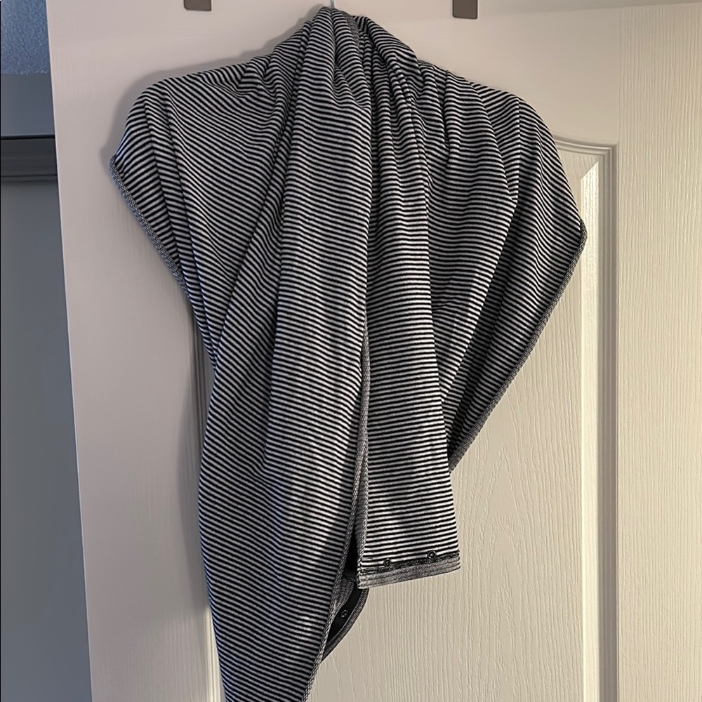 Striped Black and White LuluLemon Scarf